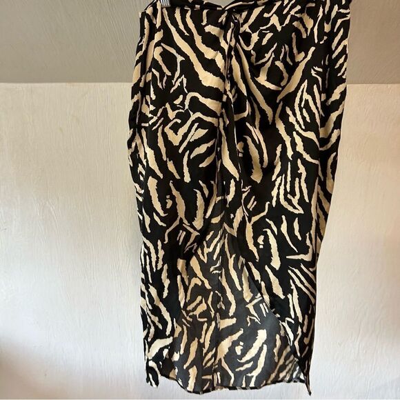 Missguided Zebra Tiger Animal Print Satin Midi Knee Length High Split Skirt - Picture 4 of 12